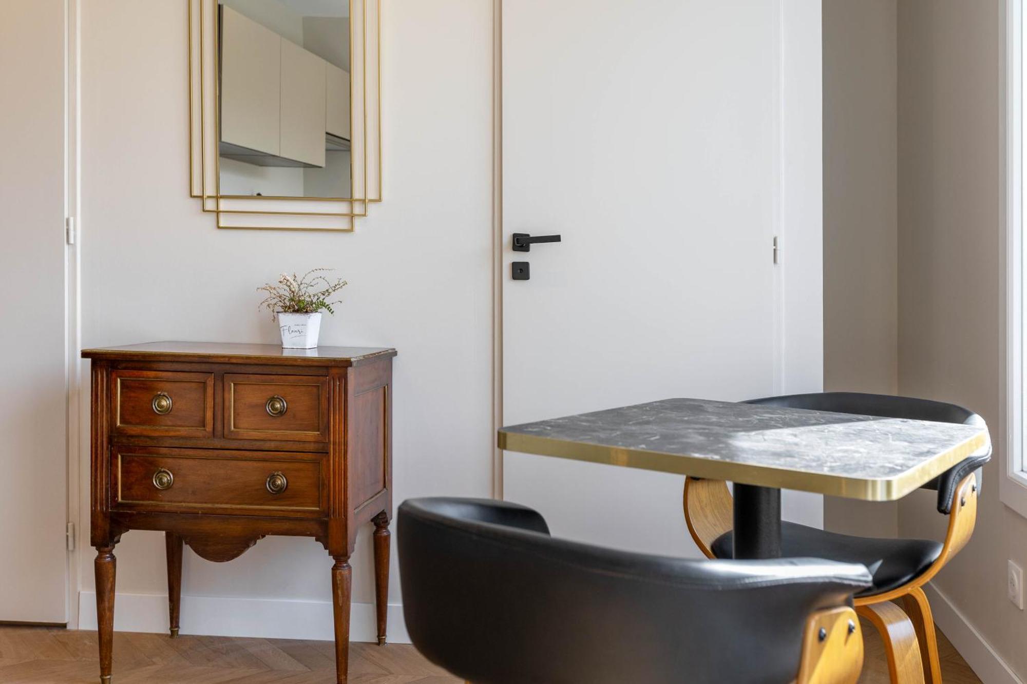 Appart Hotel Coraline - Genas Lyon Eurexpo Bagian luar foto