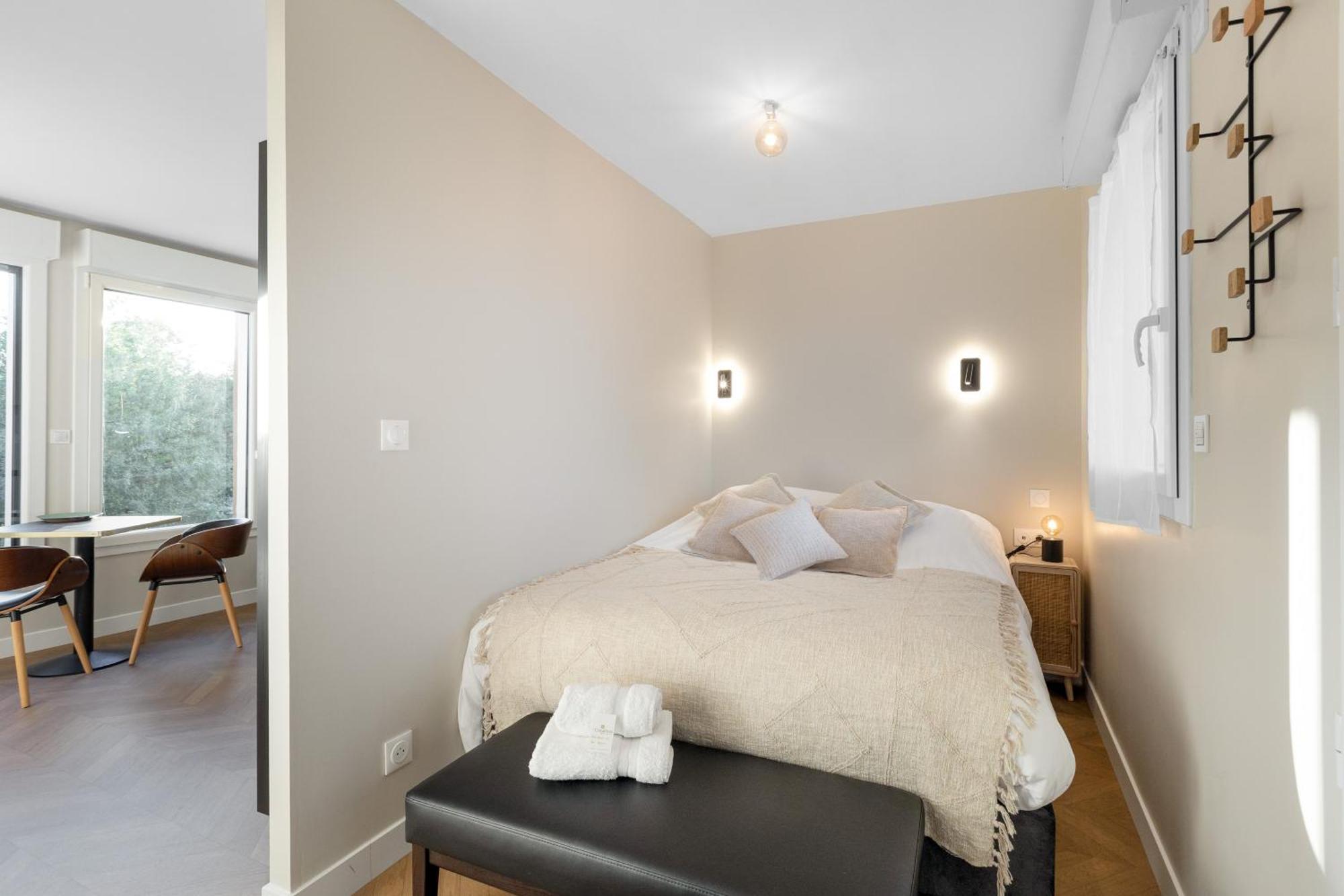 Appart Hotel Coraline - Genas Lyon Eurexpo Bagian luar foto