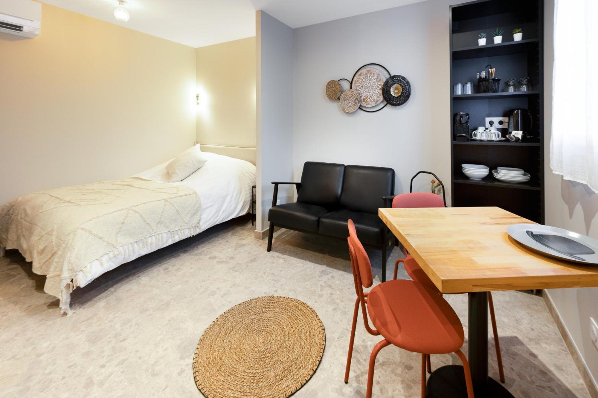 Appart Hotel Coraline - Genas Lyon Eurexpo Bagian luar foto