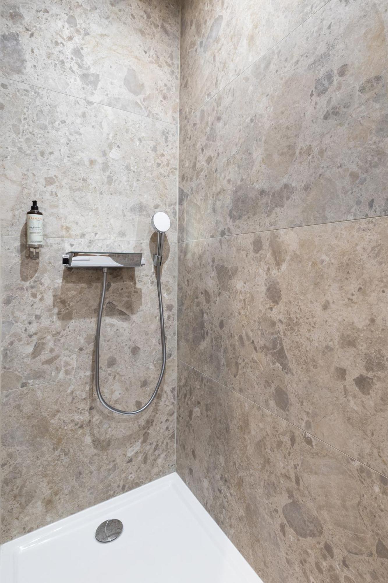 Appart Hotel Coraline - Genas Lyon Eurexpo Bagian luar foto