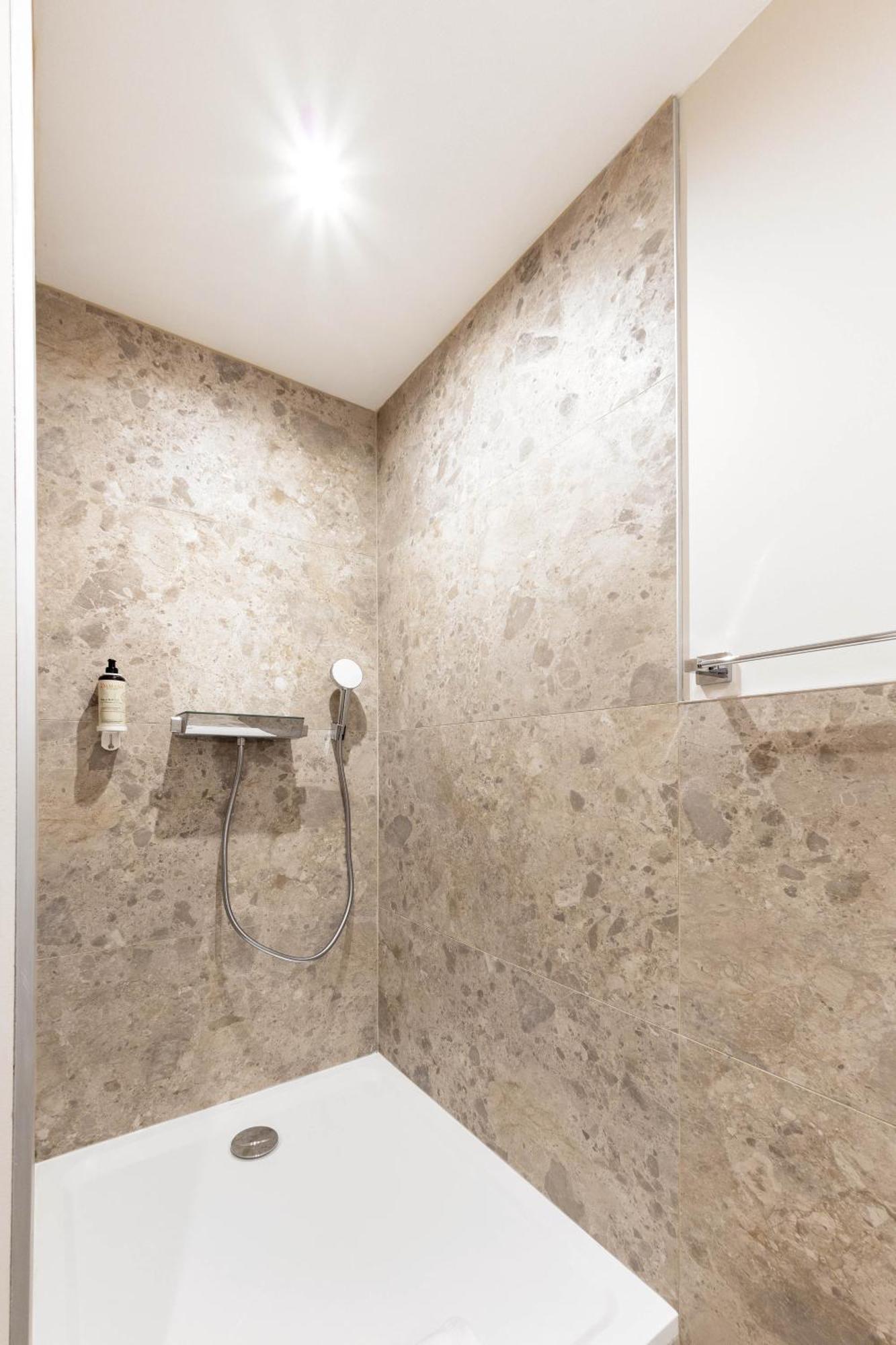 Appart Hotel Coraline - Genas Lyon Eurexpo Bagian luar foto