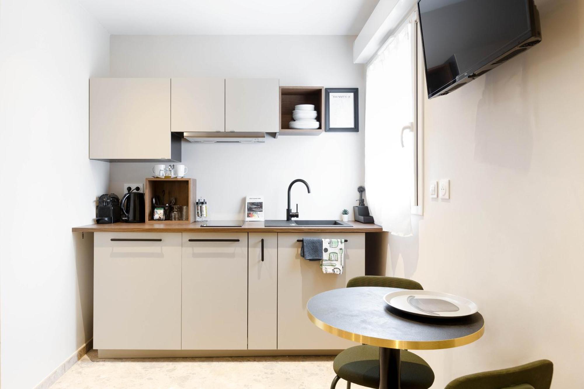 Appart Hotel Coraline - Genas Lyon Eurexpo Bagian luar foto